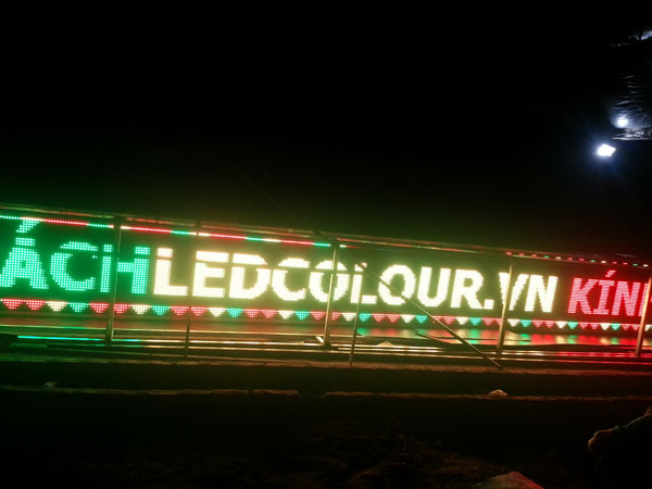 thi công biển led cắm, led vẫy