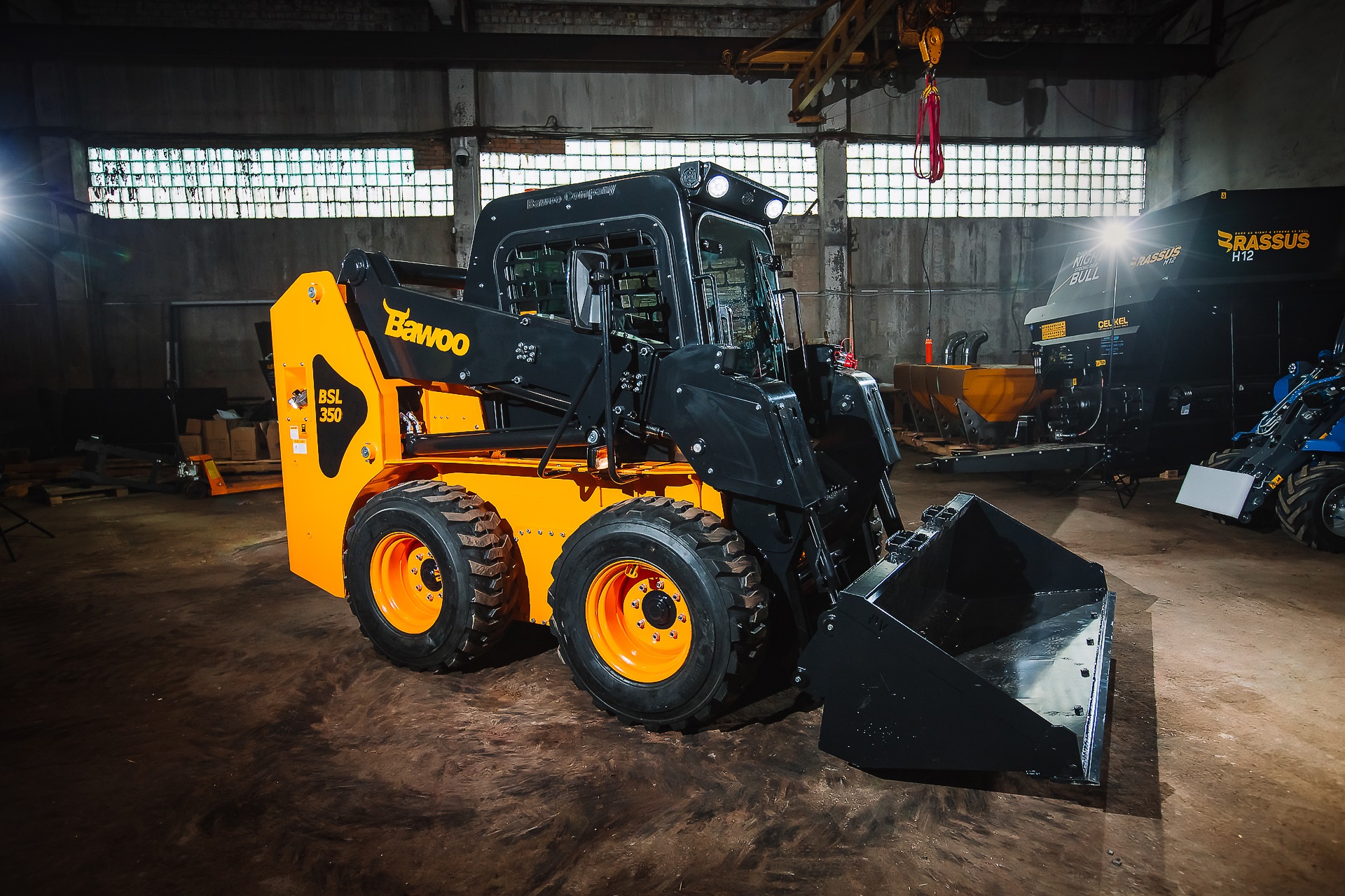 Xe xúc lật mini BSL-350