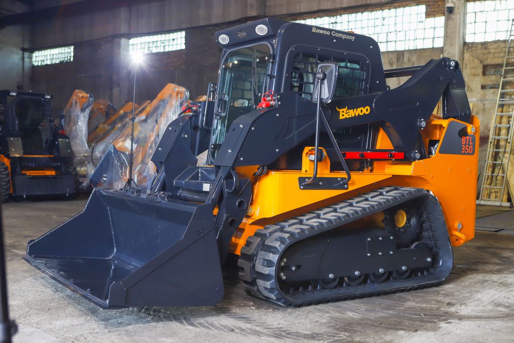 Xe xúc lật mini BTL350