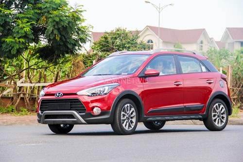 Hyundai i20 Active: Cảm nhận thực tế khi lái xe