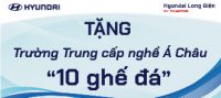 Hyundai Long Biên tặng Trường Trung cấp nghề Á Châu 10 chiếc ghế đá