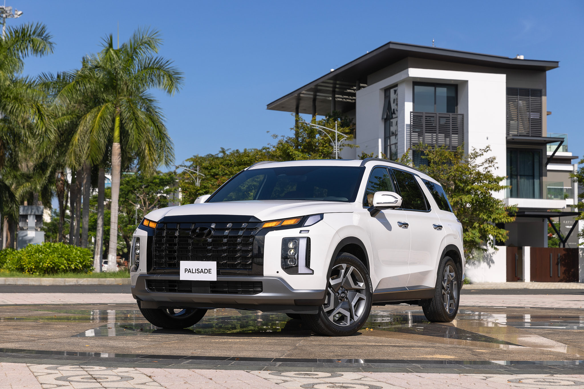 Hyundai Palisade máy dầu giá hiện chỉ ngang SUV hạng D, dễ làm khó Ford Everest