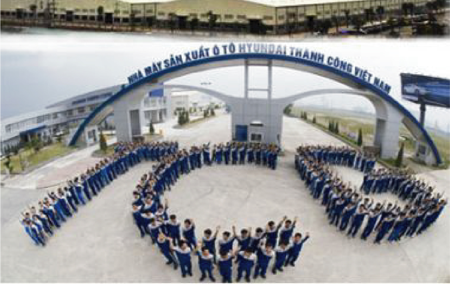 Hyundai Thành Công chúc mừng năm mới 2016