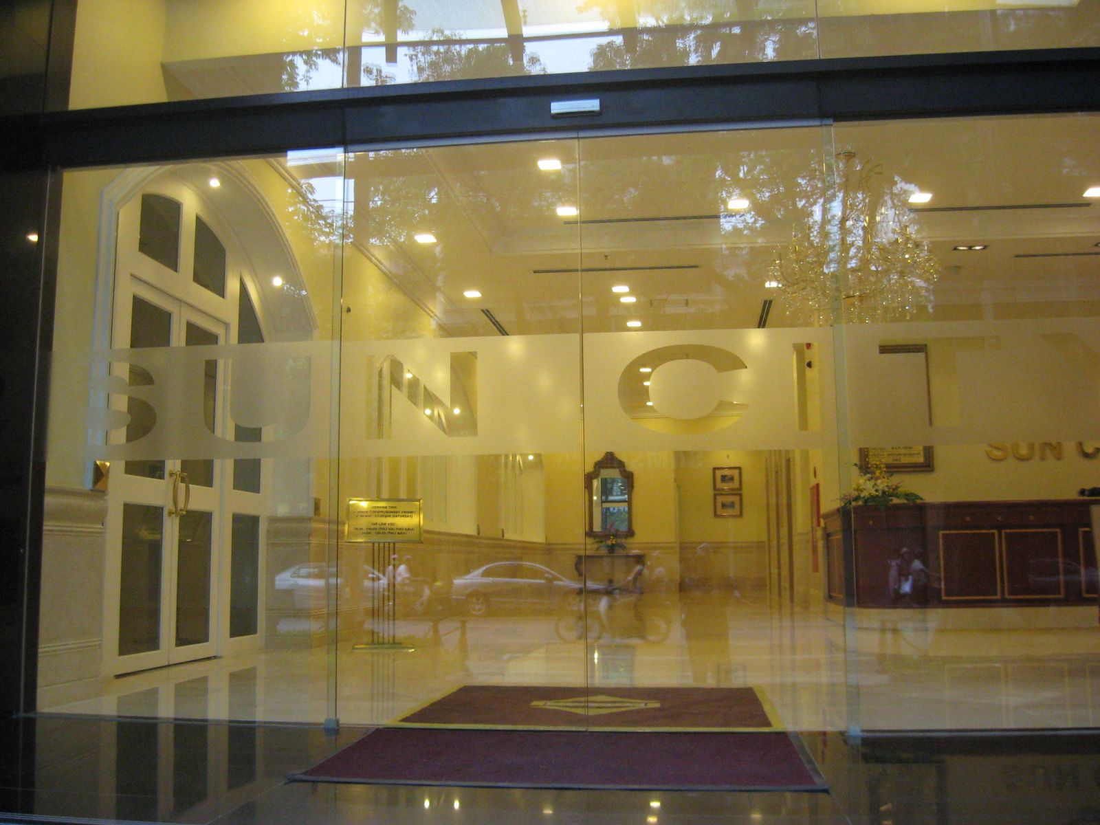 Cửa tự động tại Nghệ An