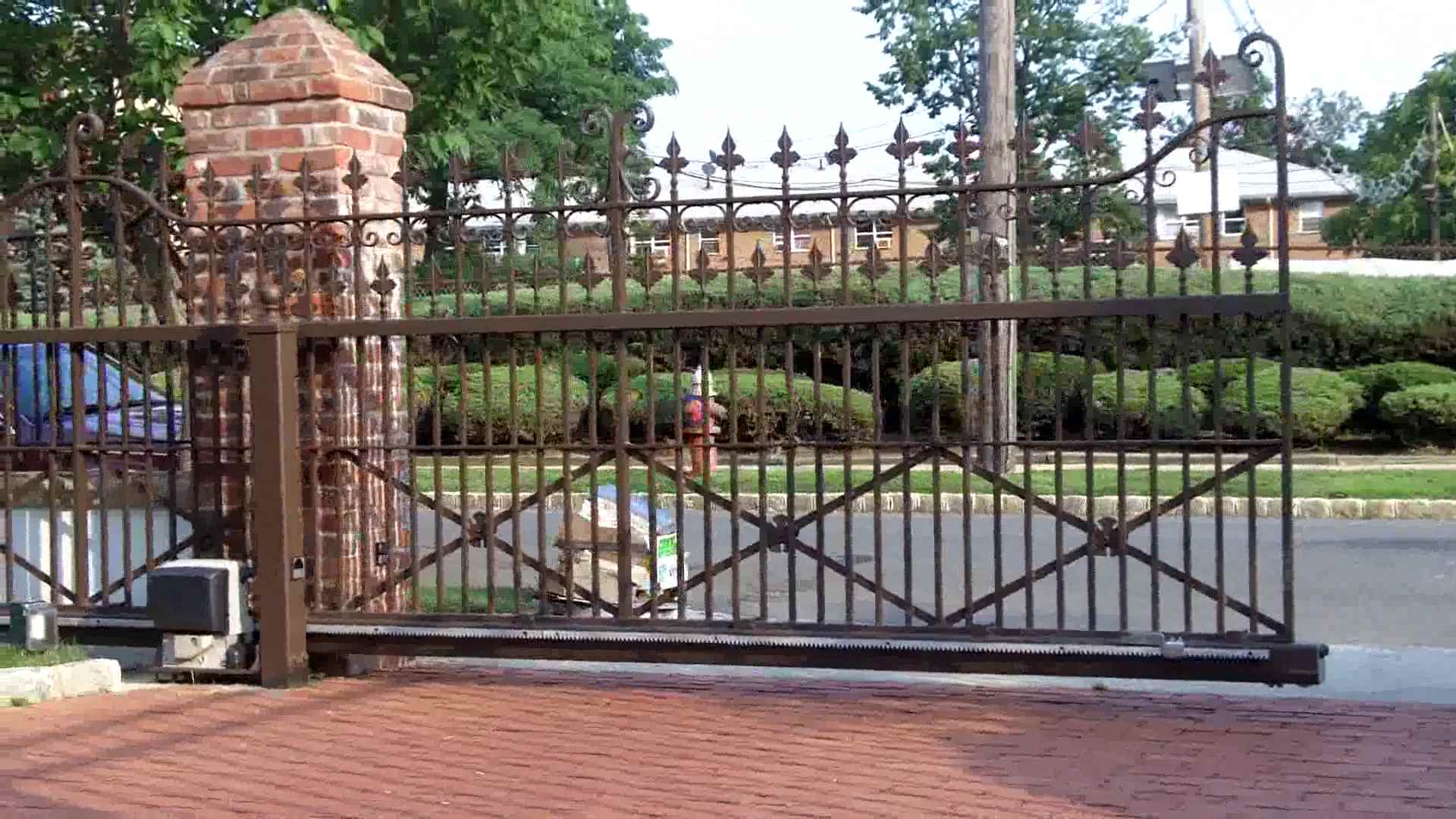 Cổng tự động tại Vinh