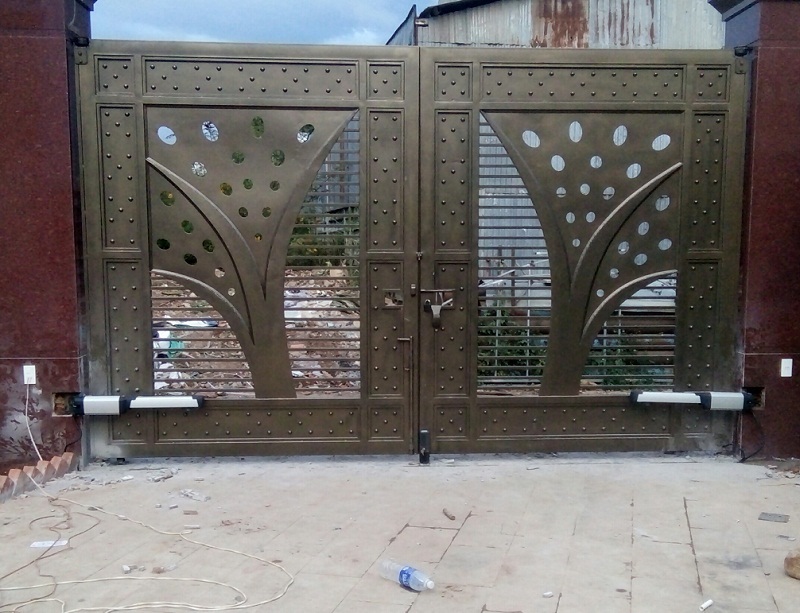 Cổng tự động tại Vinh