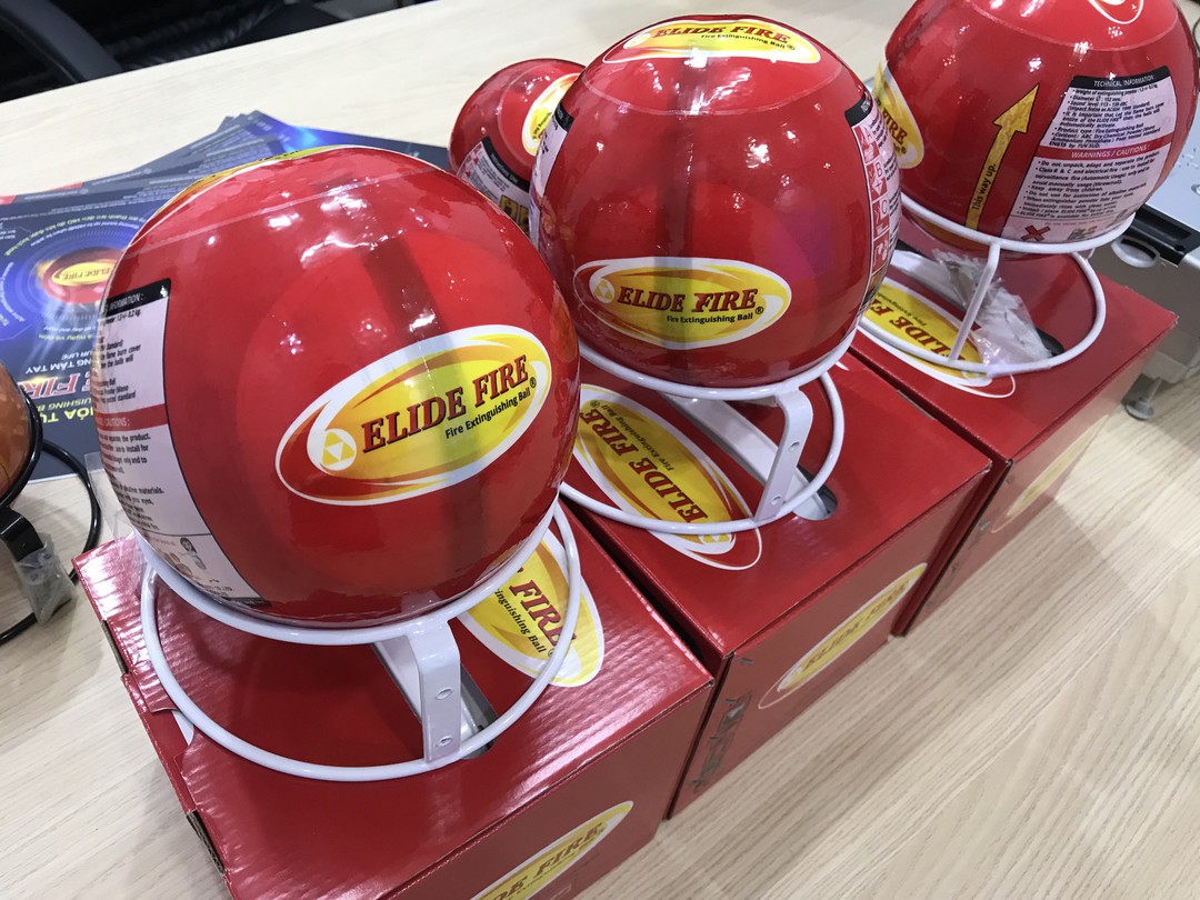 Bóng ném chữa cháy