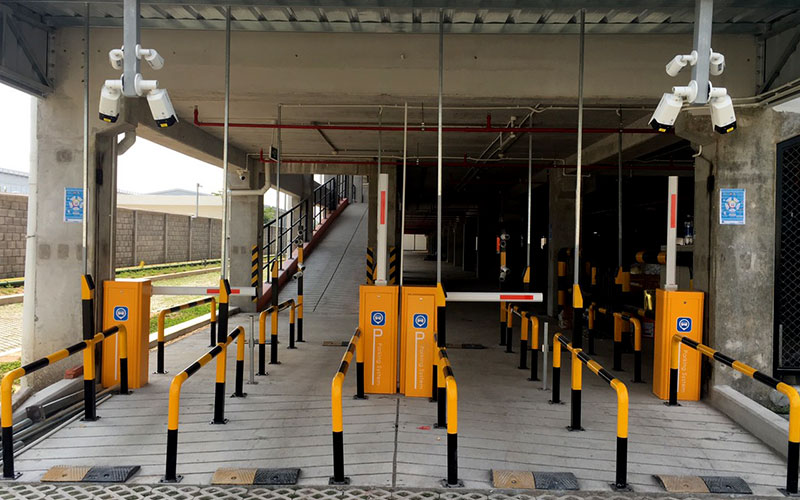 Hệ thống quản lý bãi xe