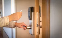 Đại Lý Khóa Điện Tử Chính Hãng Tại Vinh