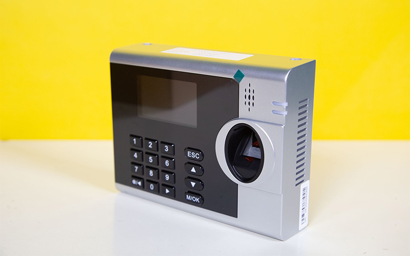 Nhà Cung Cấp Máy Chấm Công Giá Tốt Tại Nghệ An