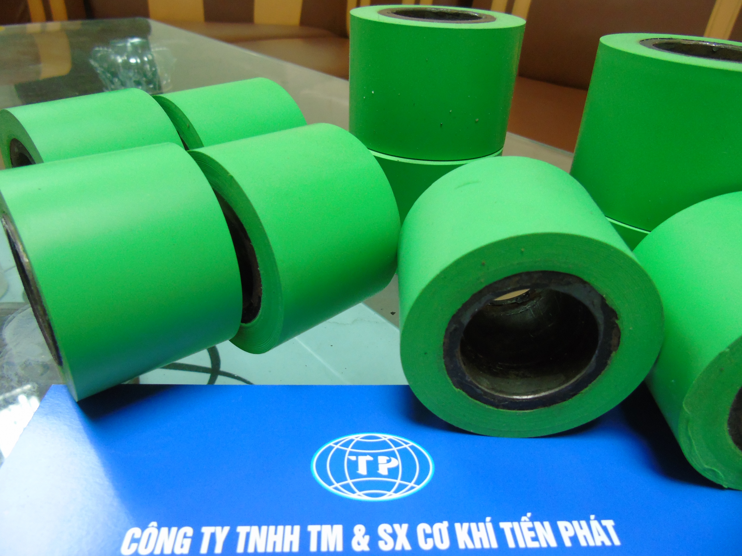 Con lăn cao su chịu nhiệt