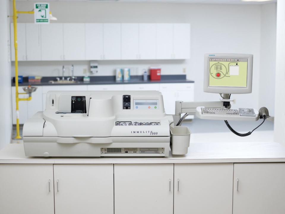 Máy xét nghiệm miễn dịch Siemens Immulite 1000