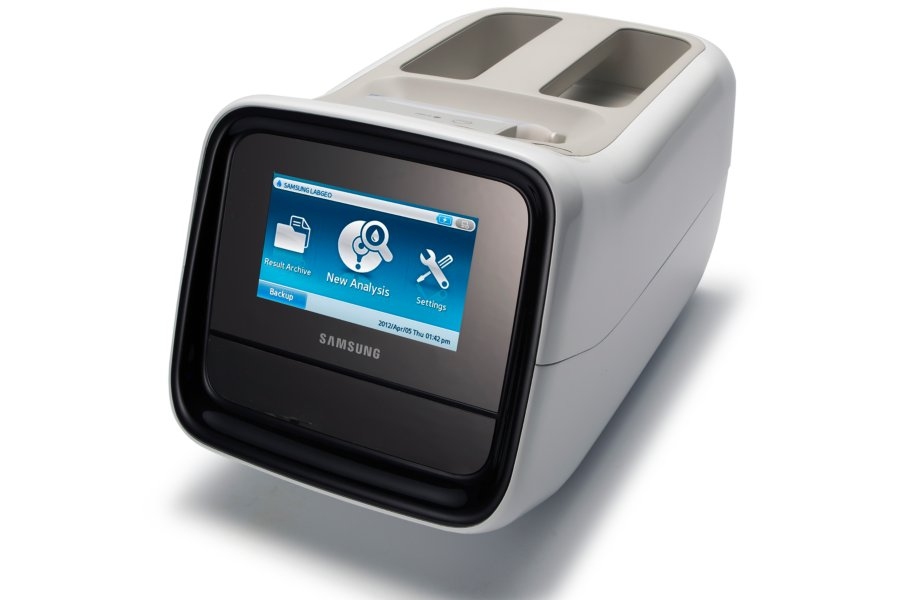 Máy phân tích miễn dịch Samsung LABGEO IB10
