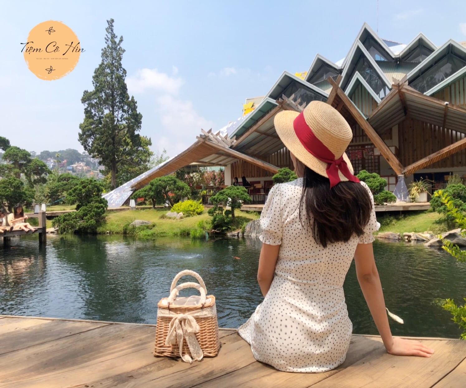 Mũ cói đi biển tiểu thư hot năm 2023