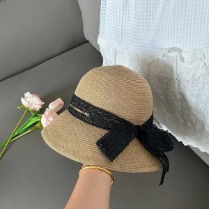 Mũ đi biển chuông nơ ren