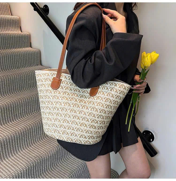 z6803626010487_137299dcbcc1624cf3608b984cd23f02