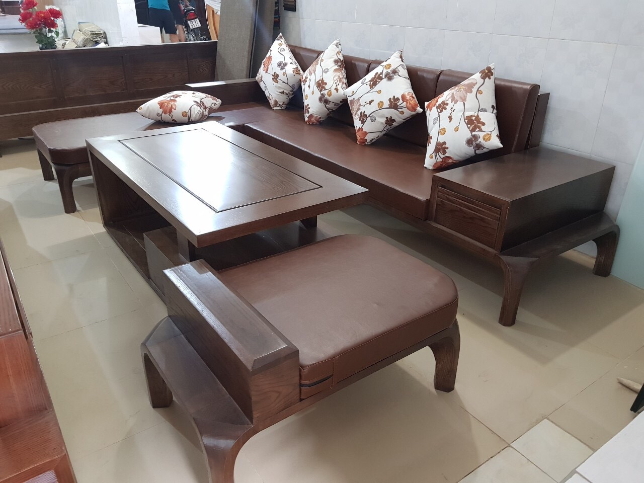 bàn ghế phòng khách gỗ sồi nga