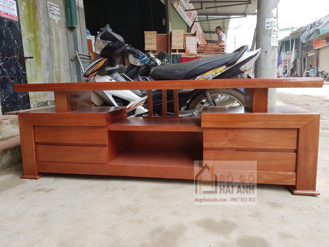 Kệ Tivi Nhật Gỗ Xoan Đào 1,4m đến 2m2
