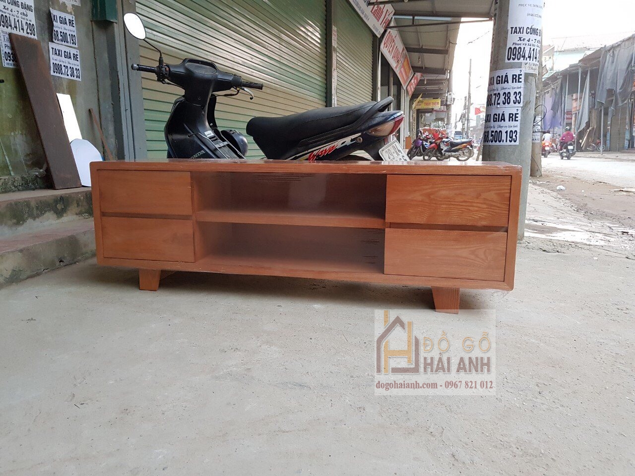 Kệ Tivi Đỉnh Phẳng Gỗ Sồi 1,8m