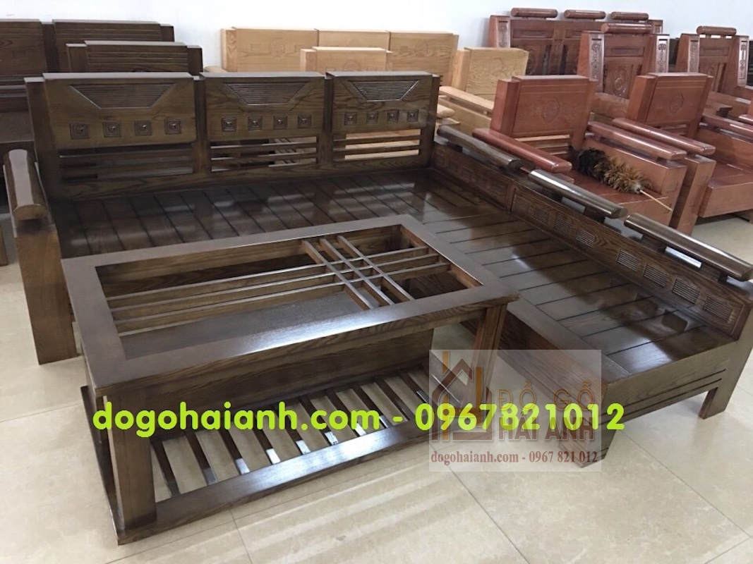 sofa-go-cho-phong-khach-nho1