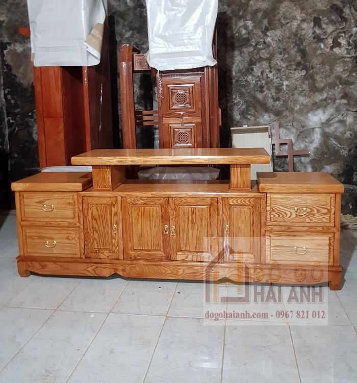 Kệ tivi gỗ đẹp Kiểu Thớt