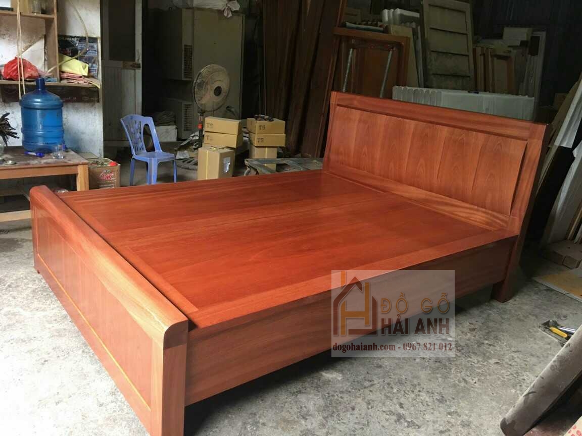 Giường hương đá tựa thanh 1m8x2m