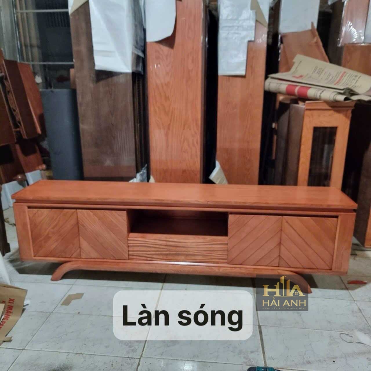 Kệ tivi kiểu làn sóng gỗ sồi nga