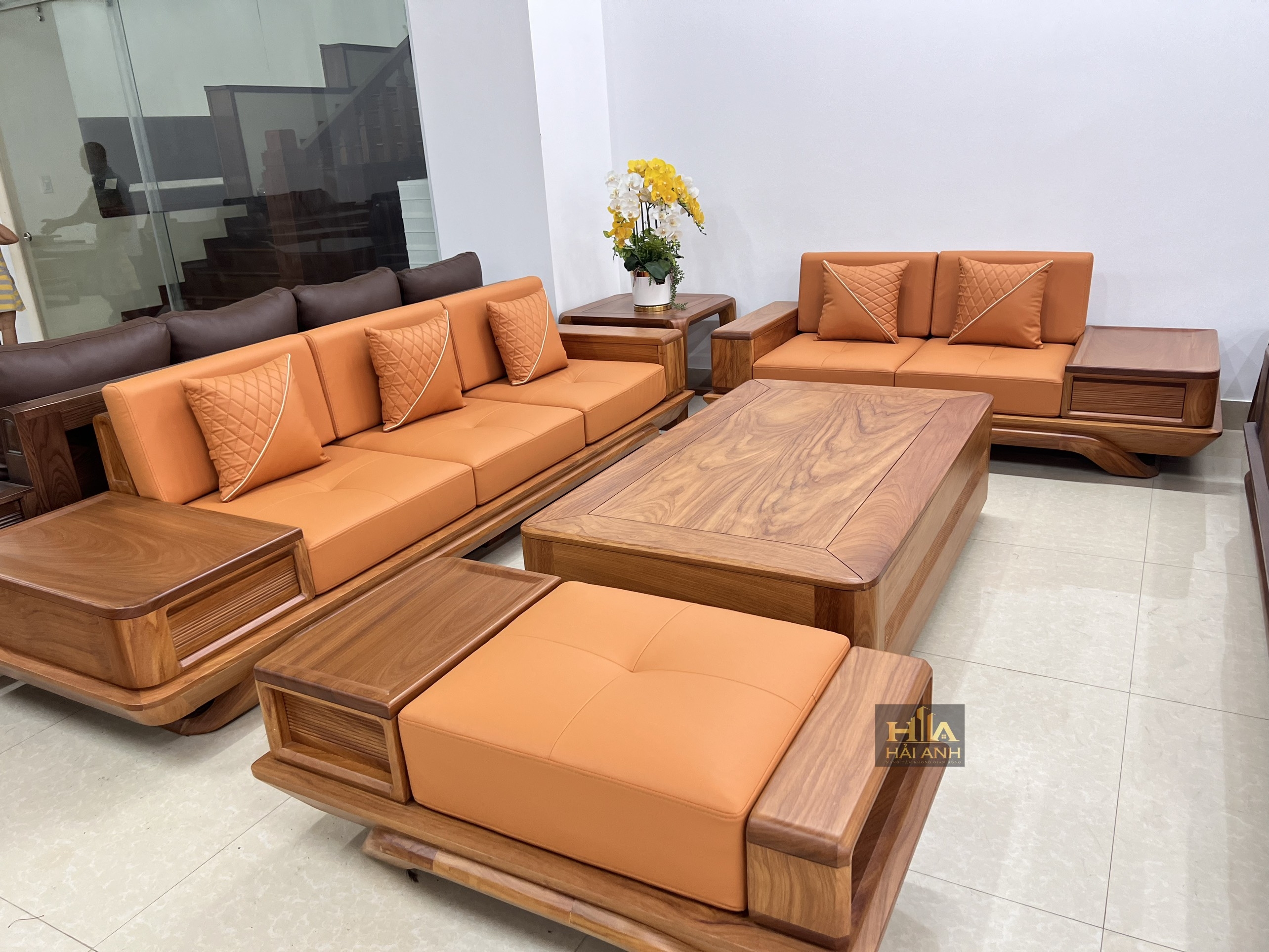 Sofa Gõ Đỏ Pachy Chân Thuyền Cải Tiến