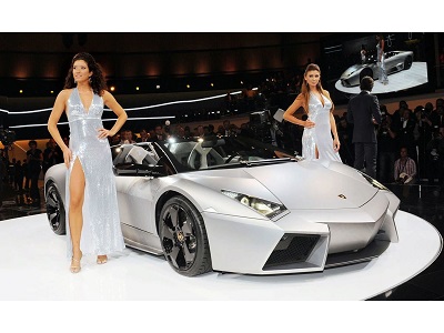 Bình ắc quy xe ô tô Lamborghini Reventón