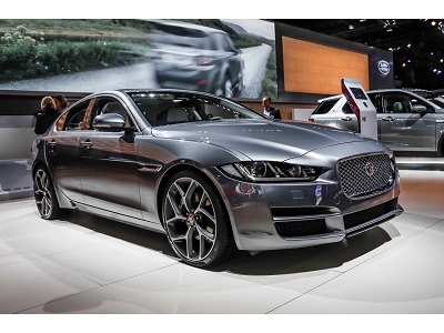 Bình ắc quy xe ô tô Jaguar XE (2015 đến nay)