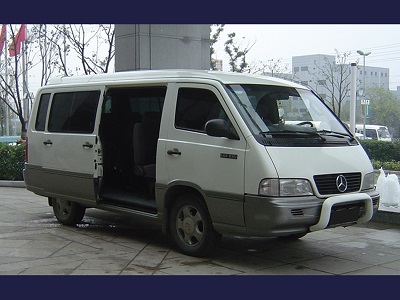 Bình ắc quy xe ô tô Mercedes MB 100 / 140 (1981 - 1996)