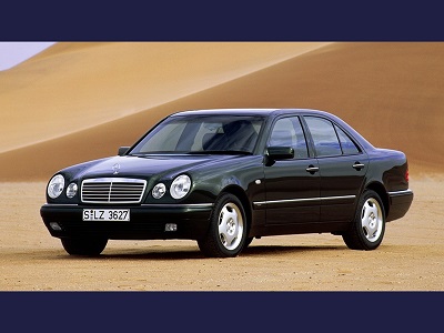 Bình ắc quy xe ô tô Mercedes E Class (1996-2002)