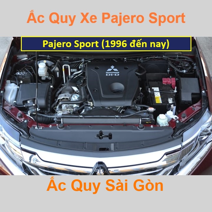 Vị trí bình ắc quy Mitsubishi Pajero Sport ở dưới nắp ca pô, bình nằm dọc giữa khoang máy, phía bên tài.