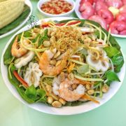 GỎI TÔM MĂNG CỤT RAU CÀNG CUA