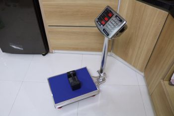 5 LOẠI CÂN ĐIỆN TỬ DÙNG PIN SẠC PHỔ BIẾN NHẤT HIỆN NAY Ở KIÊN GIANG