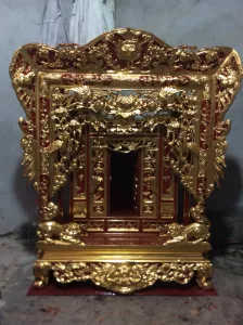 Khám thờ 1