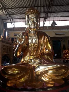 Tượng thế tôn 5