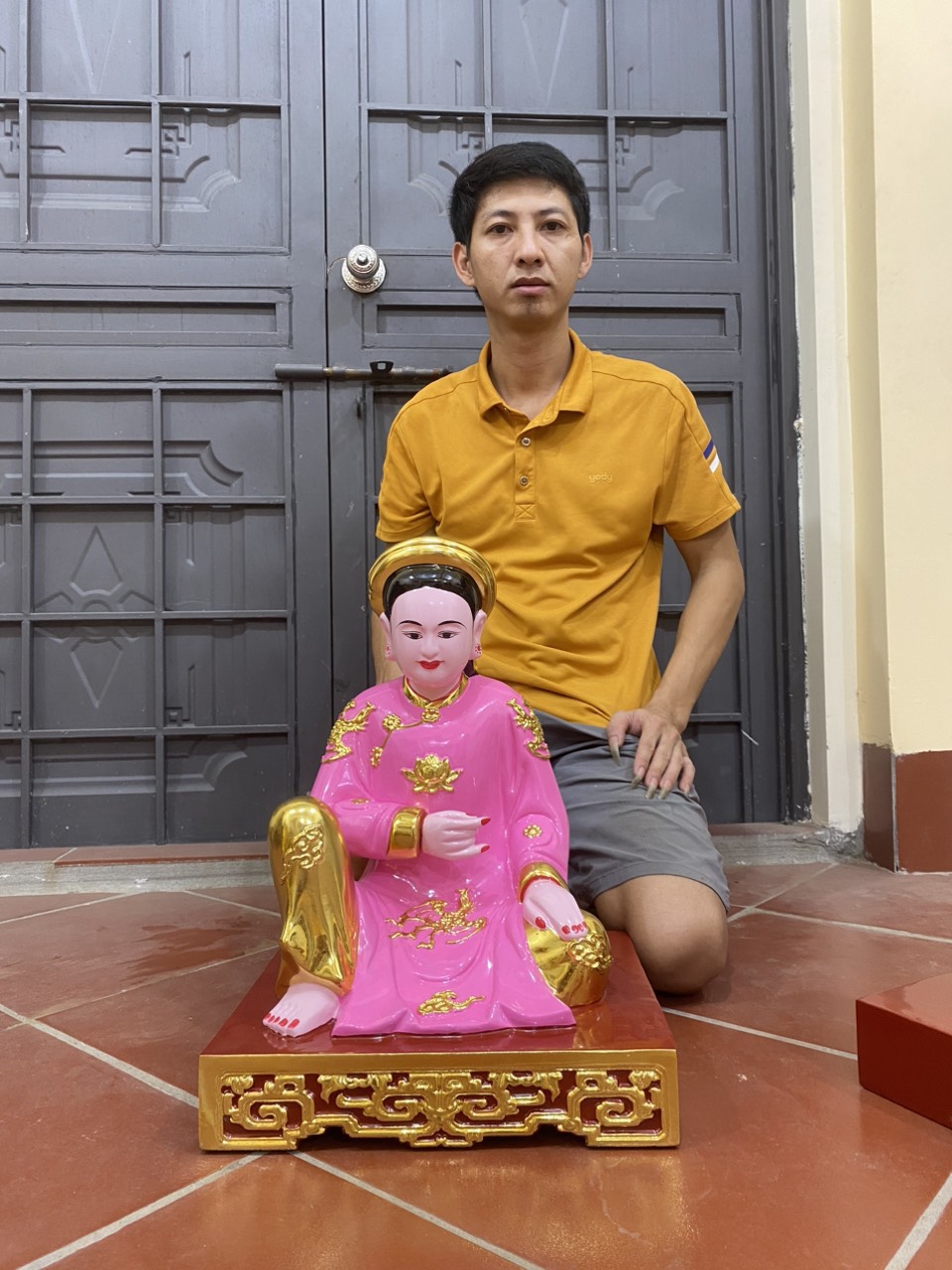 Tượng cô chín 04