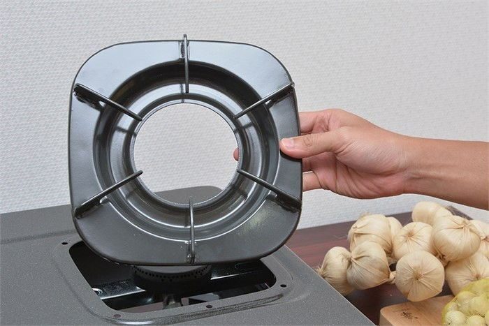 Kích thước bếp: 590x446x153 mm
Lượng gas tiêu thụ: 0.38 kg/h