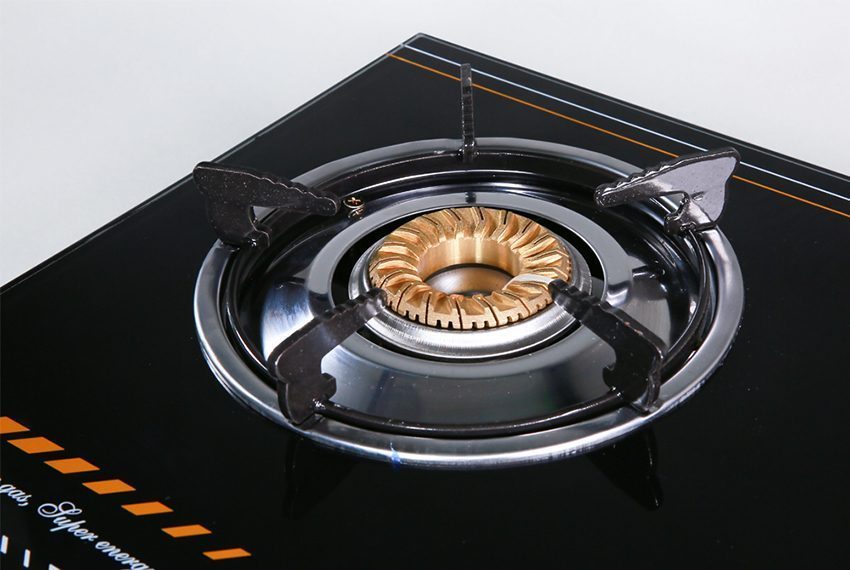 Thuộc loại bếp 2 lò nấu
Hệ thống đánh lửa bằng Magneto