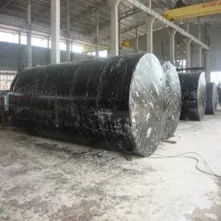 BỒN CHÔN ÂM QUẤN VẢI THỦY TINH