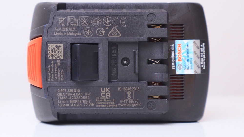 Pin 18V Bosch 1600A00163 (4.0Ah)6