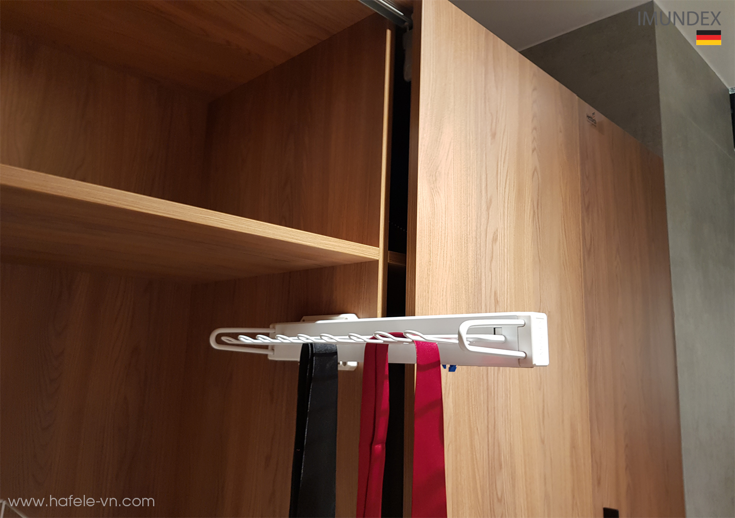 anh1-gia-treo-ca-vat-imundex-7-909-001