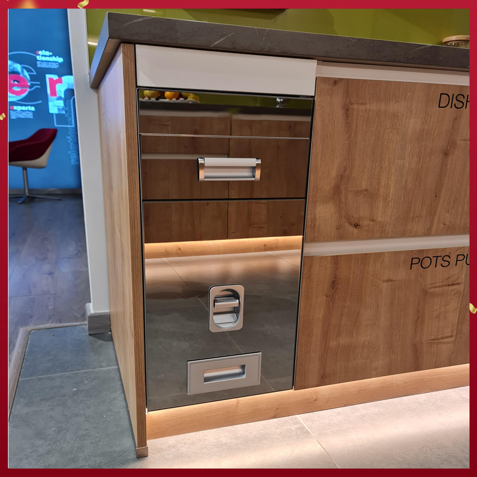 Thùng Đựng Gạo Spinto 300mm Hafele 549.32.744