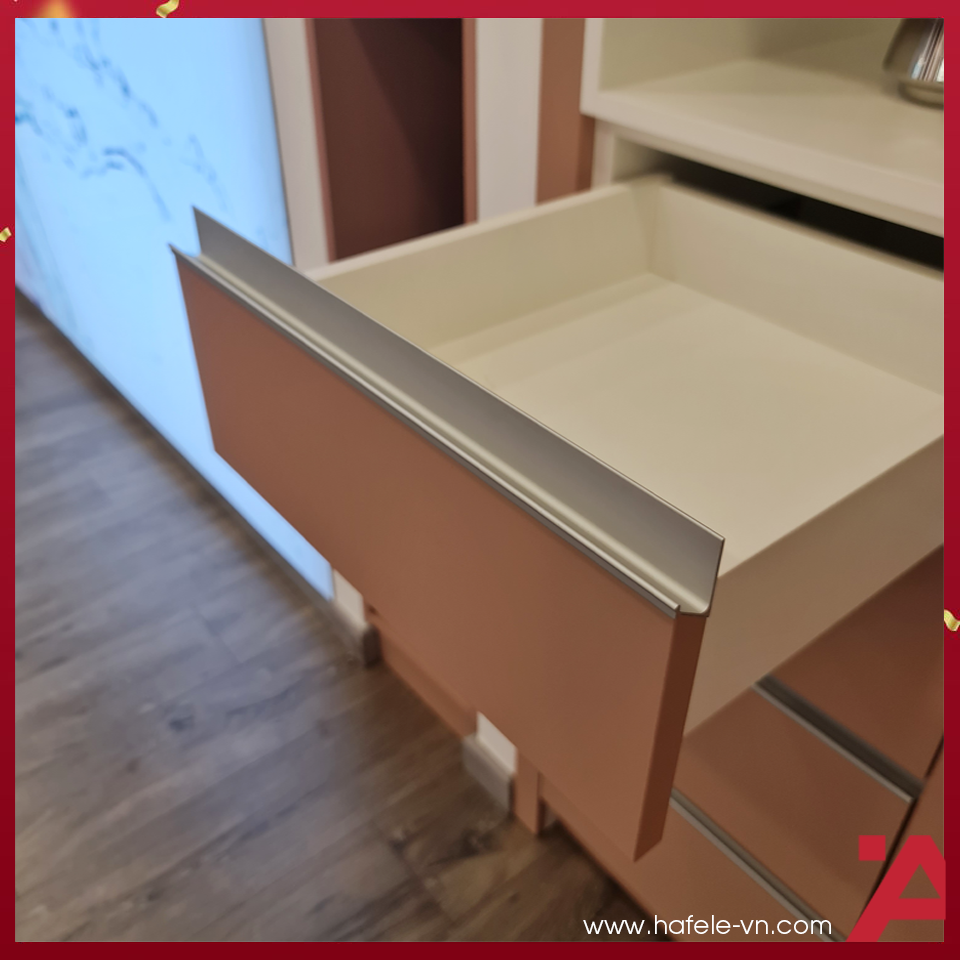 anh3-tay-nam-tu-hafele-126-35-925