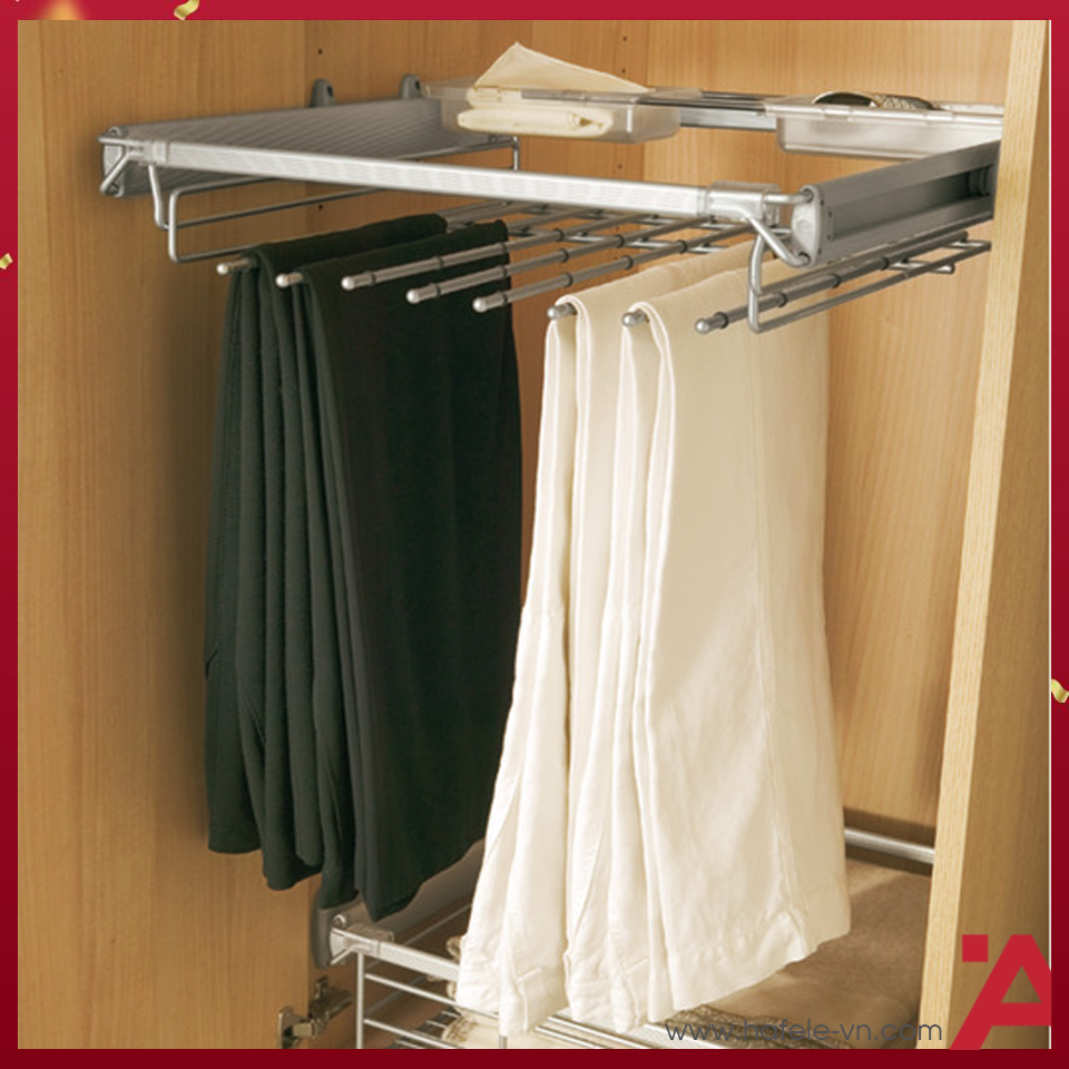 anh2-gia-treo-quan-hafele-807-48-102