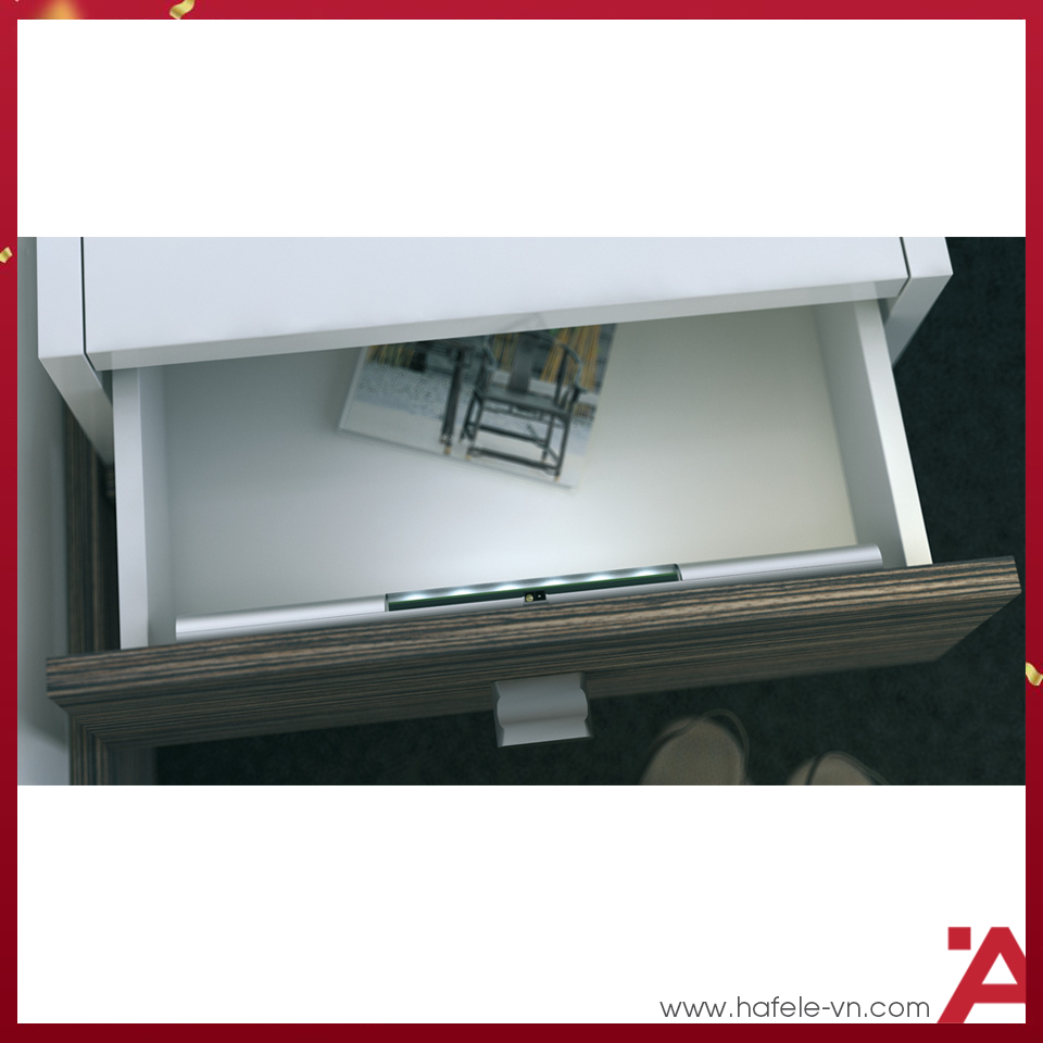 anh1-den-led-chieu-hafele-833-87-020