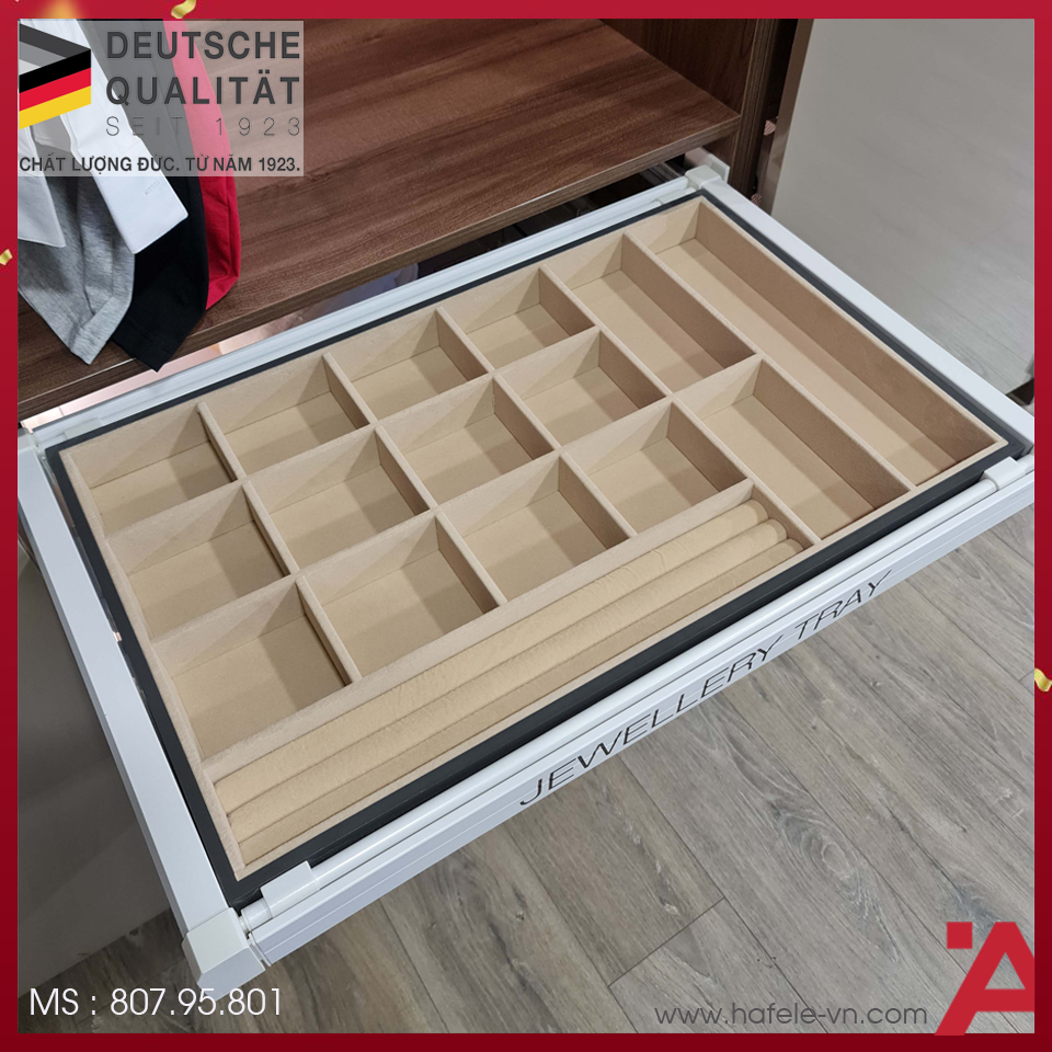 Khay Đựng Trang Sức 600mm Hafele 807.95.801