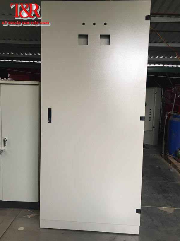Tủ điện kích thước H1700xW650xD250