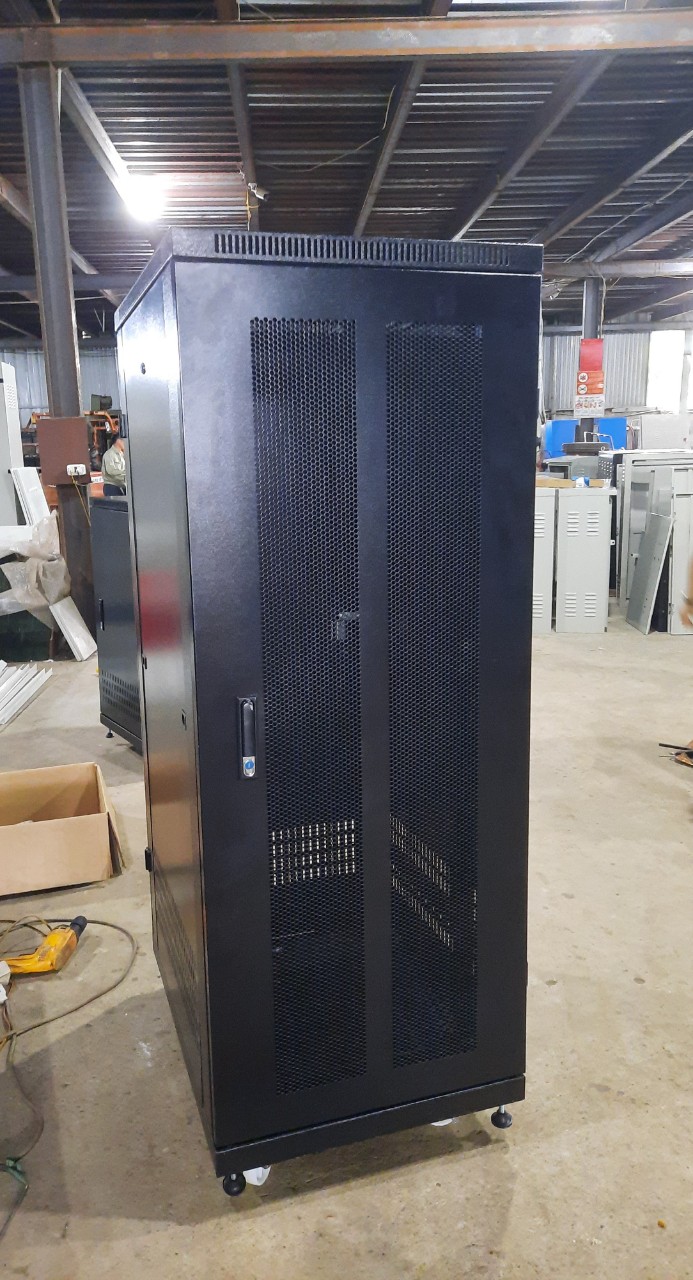 TỦ RACK 32UD600